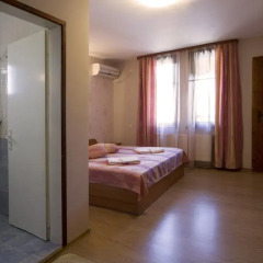 Отель Rai Guest House Шумен комната для гостей фото 2