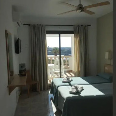 Отель Hostal Sa Prensa комната для гостей фото 5