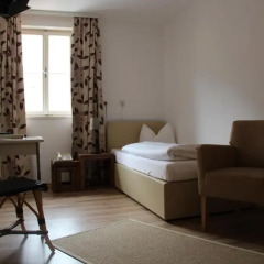 Отель Alpenhotel комната для гостей фото 2