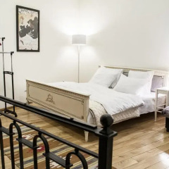 Апартаменты Duplex Apartment near Sharden Street комната для гостей фото 5