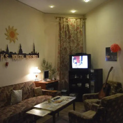 Elizabeth's Youth Hostel Кровать в общем номере с двухъярусной кроватью фото 40