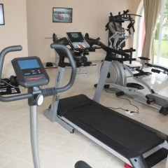 Rose Garden Omax Hotel Apartments фитнесс-зал фото 2