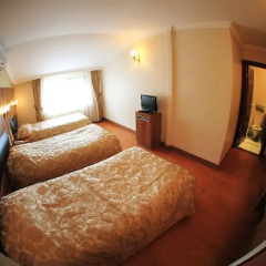Dongyang Hotel 2* Стандартный номер с различными типами кроватей фото 3