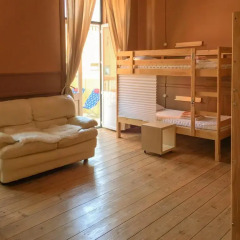 Ambiente Hostel & Rooms Кровать в общем номере с двухъярусной кроватью