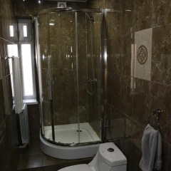 Отель Lions Hostel Кыргызстан, Бишкек - отзывы, цены и фото номеров - забронировать отель Lions Hostel онлайн ванная фото 2