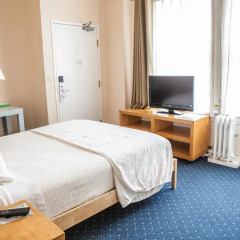 Stratford Hotel 2* Номер Делюкс с 2 отдельными кроватями