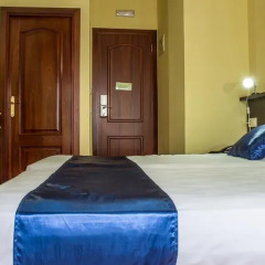 Отель Hostal Hotil Стандартный номер с двуспальной кроватью фото 9