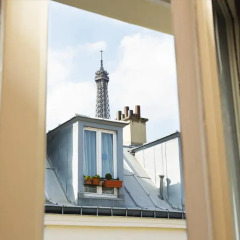 Отель Hôtel Tour Eiffel 2* Улучшенный номер с различными типами кроватей
