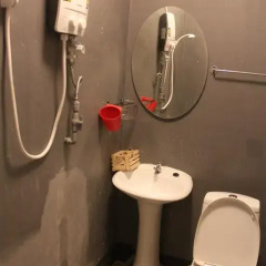 Deng Ba Hostel Бангкок ванная фото 2