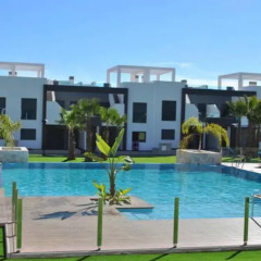 Отель OasisBeach Penthousse la Zénia бассейн фото 3