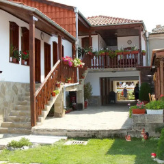 Отель Rai Guest House Шумен