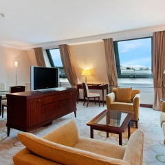 Отель Hilton Prague Old Town 5* Люкс с различными типами кроватей фото 3