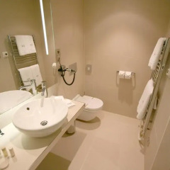 Hotel Three Storks 5* Улучшенный номер с различными типами кроватей фото 8