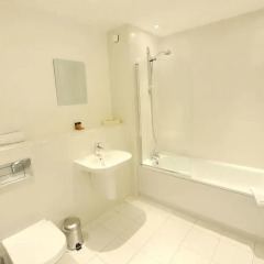 Отель PREMIER SUITES PLUS Glasgow George Square Великобритания, Глазго - отзывы, цены и фото номеров - забронировать отель PREMIER SUITES PLUS Glasgow George Square онлайн ванная фото 2