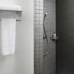 Отель 25 Hours 4* Стандартный номер фото 11