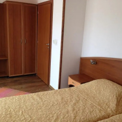 Hotel Hit комната для гостей