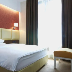 Crystal Hotel Belgrade 4* Номер Делюкс с различными типами кроватей фото 3