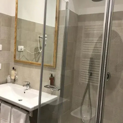 Hotel Bernina 3* Улучшенный номер с различными типами кроватей фото 18