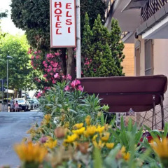 Hotel Rimini вид на фасад фото 2