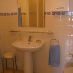 Отель Apartamentos Salema Praia Club ванная фото 2