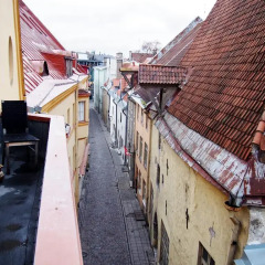 Отель Katus Hostel Эстония, Таллин - 9 отзывов об отеле, цены и фото номеров - забронировать отель Katus Hostel онлайн балкон