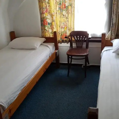 Hotel The Crown Стандартный номер с 2 отдельными кроватями фото 7