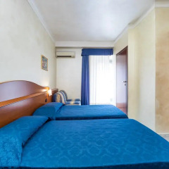 Hotel Aurora Стандартный номер с 2 отдельными кроватями фото 2