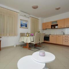 Отель Apartmani Trogir 4* Улучшенные апартаменты с различными типами кроватей фото 7