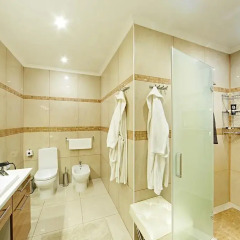 City Hotel ванная