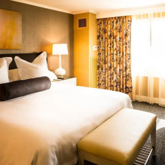 Отель Crowne Plaza Los Angeles-Commerce Casino комната для гостей фото 5