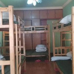 Ease Youth Hostel Кровать в мужском общем номере с двухъярусной кроватью фото 3