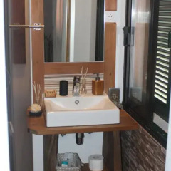 Отель The Modern & Recycled House Португалия, Машику - отзывы, цены и фото номеров - забронировать отель The Modern & Recycled House онлайн ванная фото 2