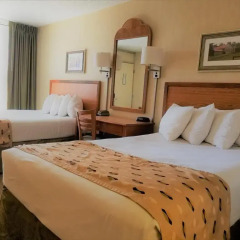 Отель Days Inn by Wyndham Frederick 2* Стандартный номер с различными типами кроватей