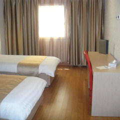Sky 2 Hotel комната для гостей