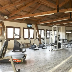 Anthemus Sea Beach Hotel and Spa фитнесс-зал