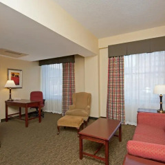 Отель Hampton Inn Indianapolis Downtown Across from Circle Centre 3* Люкс с различными типами кроватей фото 7