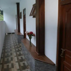 Отель Queens rest inn Номер Делюкс с различными типами кроватей фото 12