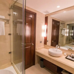 Saigon Halong Hotel 4* Улучшенный номер с различными типами кроватей