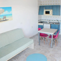 Отель Apartamentos Playa Moreia Апартаменты с различными типами кроватей фото 3