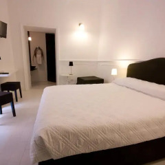 Отель Hip Suites 3* Стандартный номер с различными типами кроватей фото 5