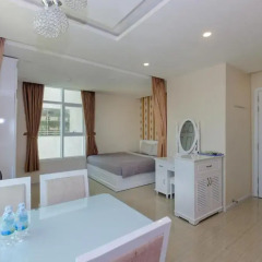 Апартаменты Sunrise Ocean View Apartment Апартаменты с различными типами кроватей фото 3