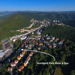 Отель Humboldt Park & Spa Карловы Вары приотельная территория