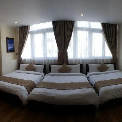 Nam Xuan Premium Hotel 2* Семейный номер Делюкс с двуспальной кроватью