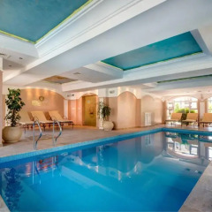 Отель Aparthotel Izida Palace Солнечный берег бассейн