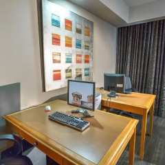 Отель Executive Royal Hotel Calgary Канада, Калгари - отзывы, цены и фото номеров - забронировать отель Executive Royal Hotel Calgary онлайн интерьер отеля фото 2
