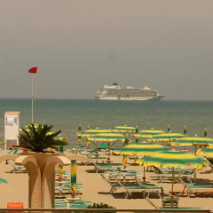Hotel Iones Римини пляж фото 2