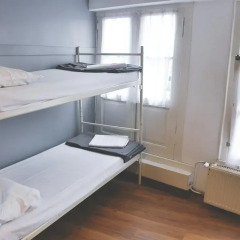 Travel Hotel Amsterdam Стандартный номер с двуспальной кроватью (общая ванная комната) фото 4