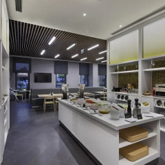 Отель Hampton by Hilton Istanbul Zeytinburnu 2* Стандартный номер с различными типами кроватей фото 2