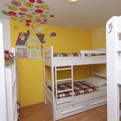 Pozitiv Hostel Кровать в общем номере с двухъярусной кроватью фото 13