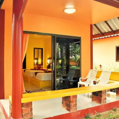 Отель Lanta Pearl Beach Resort 3* Бунгало с различными типами кроватей фото 15
